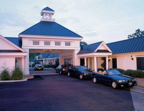 Phoenix Inn Of Гринвилл Экстерьер фото
